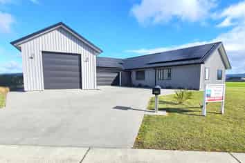  100 Kopani Road, Matarangi