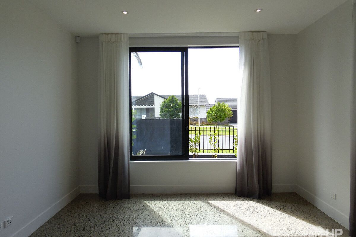Hobsonville, 4 bedrooms, $850 - Widok 6