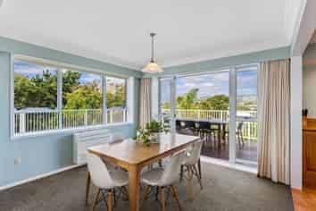 8 Ara Kuaka, Waikanae Beach