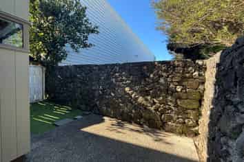 1/21 Hunters Park Drive, Three Kings