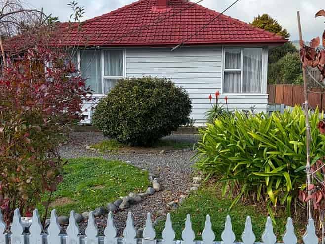 36 Colson Street, Avalon
