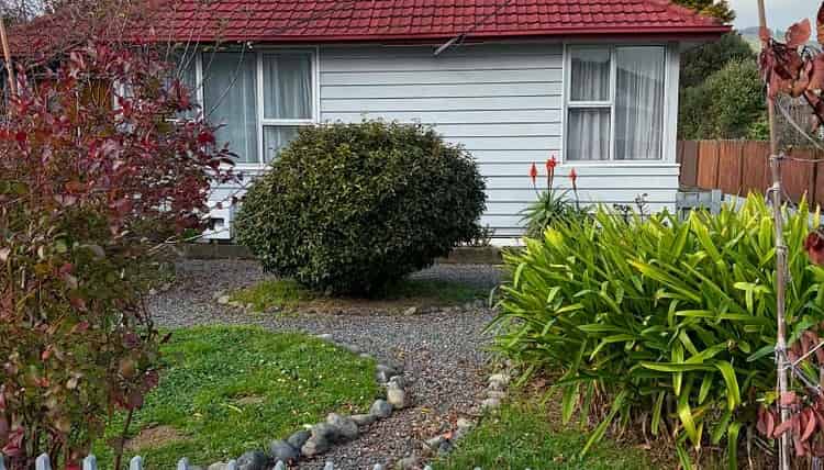 36 Colson Street, Avalon