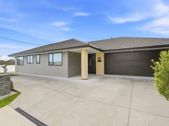 35 Pharazyn Street, Feilding