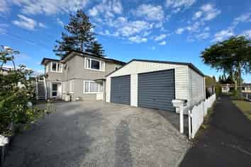 1/4 Richan Street, Glenview