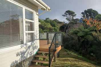 10 Toenga Road, Pukerua Bay