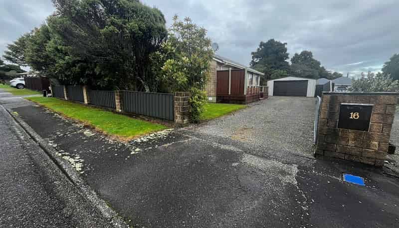 16 Stirling Drive, Greymouth