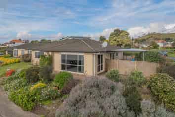 50A Kiwi Esplanade, Mangere Bridge