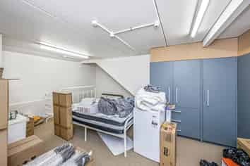 Tenanted live/work unit