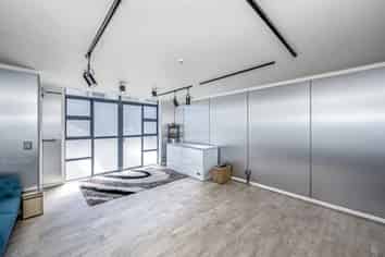 Tenanted live/work unit