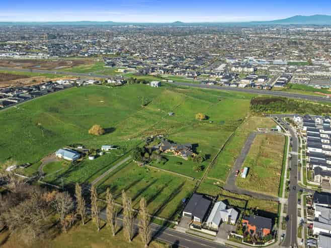 291 + 297 Horsham Downs Road, Rototuna North