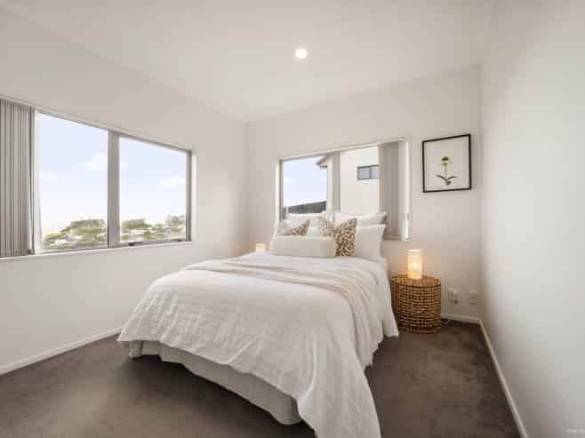 1187 Whangaparaoa Road, Gulf Harbour