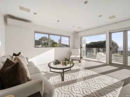 1187 Whangaparaoa Road, Gulf Harbour
