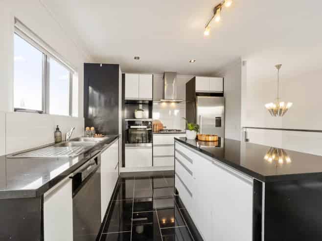 1187 Whangaparaoa Road, Gulf Harbour