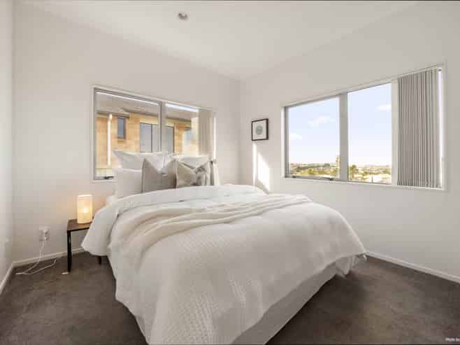 1187 Whangaparaoa Road, Gulf Harbour