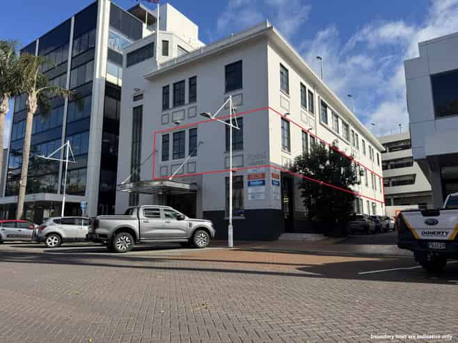 Rare full floor CBD opportunity + 10 parks