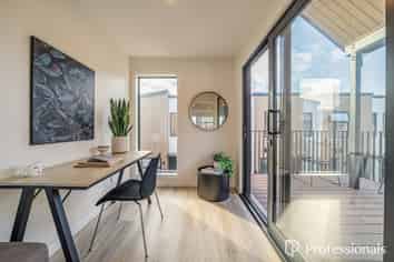 2/123 Knights Road, Central Hutt