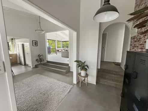 94 Lakewood Drive, Nukuhau
