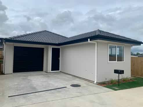92 Pragma Rise, Rototuna North