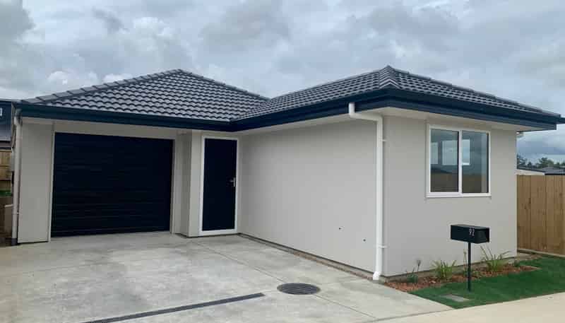 92 Pragma Rise, Rototuna North