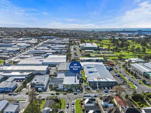 ROAD FRONT INDUSTRIAL - FULLY TENANTED INVESTMENT
