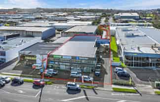 ROAD FRONT INDUSTRIAL - FULLY TENANTED INVESTMENT
