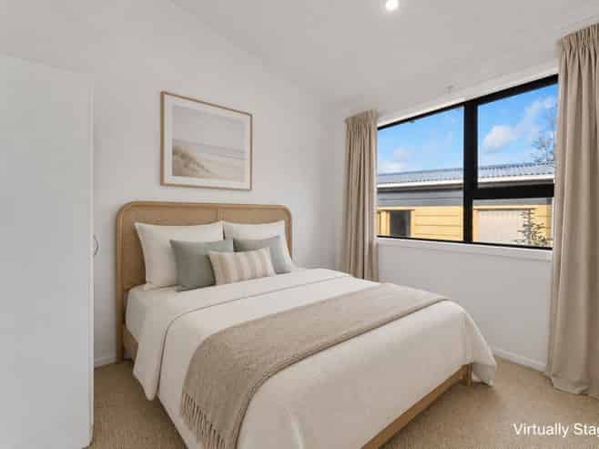 42 Norfolk Crescent, Otaki Beach