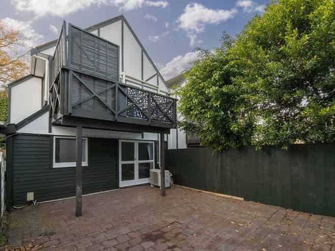 7/23 Cleary Road, Panmure