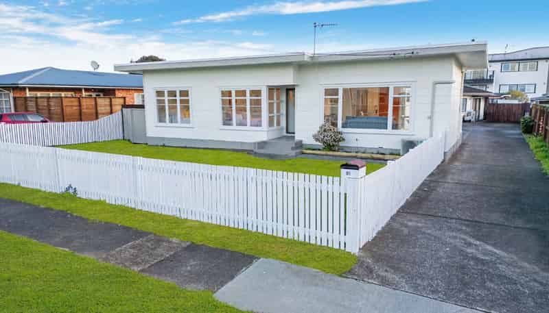 1/23 Churchill Avenue, Manurewa