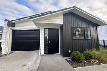 51 Marumaru Street, Marton