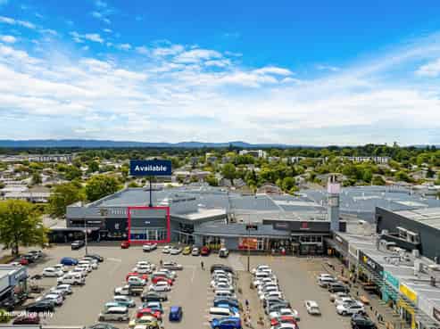 High profile retail space - Bush Inn Centre