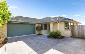 19 Nobleman Place, Hamilton East