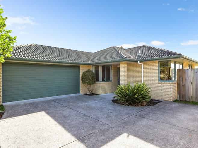 19 Nobleman Place, Hamilton East