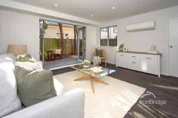 506A Barbadoes Street, Edgeware