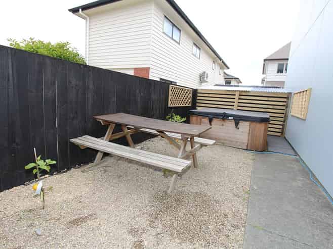215D Peachgrove Road, Claudelands