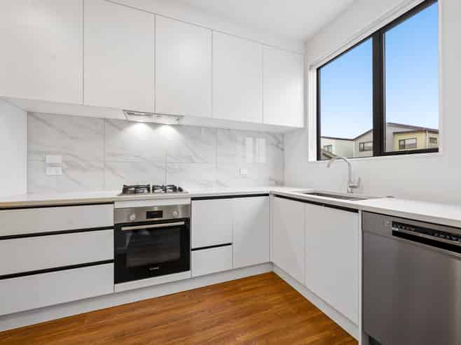 25 Coast Garden Drive, Hobsonville