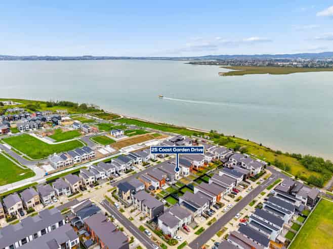 25 Coast Garden Drive, Hobsonville