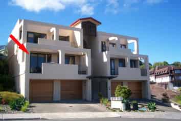 13/8 Monte Cassino Place, Birkenhead