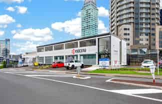 Takapuna Office with Deck & Parking