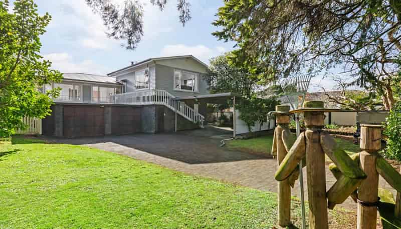13 Clark Road, Pahurehure