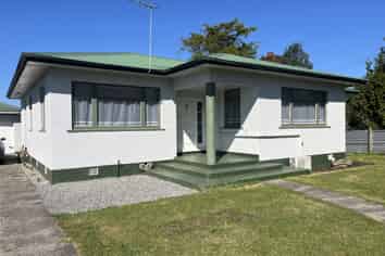 13 Weraroa Road, Waverley