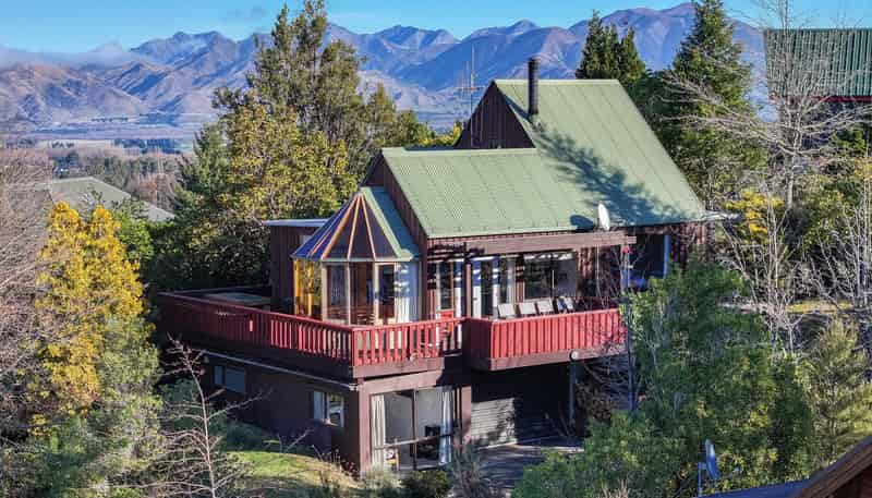 90 Chalet Crescent, Hanmer Springs