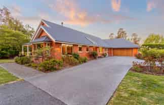 1049 Two Chain Road, Swannanoa