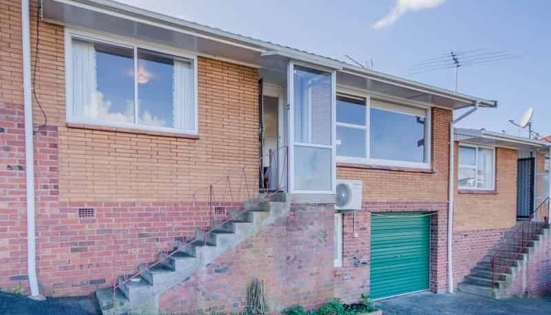 2/11 Matiere Road, Onehunga