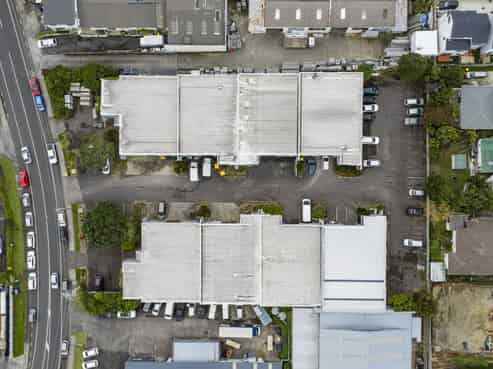 424sqm industrial – vacant possession