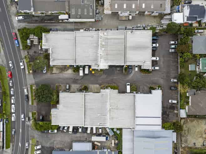 424sqm industrial – vacant possession