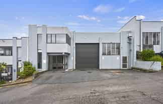 424sqm industrial – vacant possession