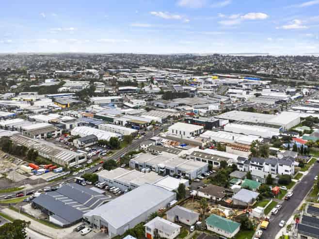 424sqm industrial – vacant possession