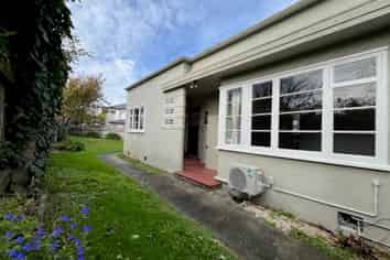 77 Woburn Road, Woburn