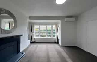 77 Woburn Road, Woburn