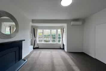 77 Woburn Road, Woburn